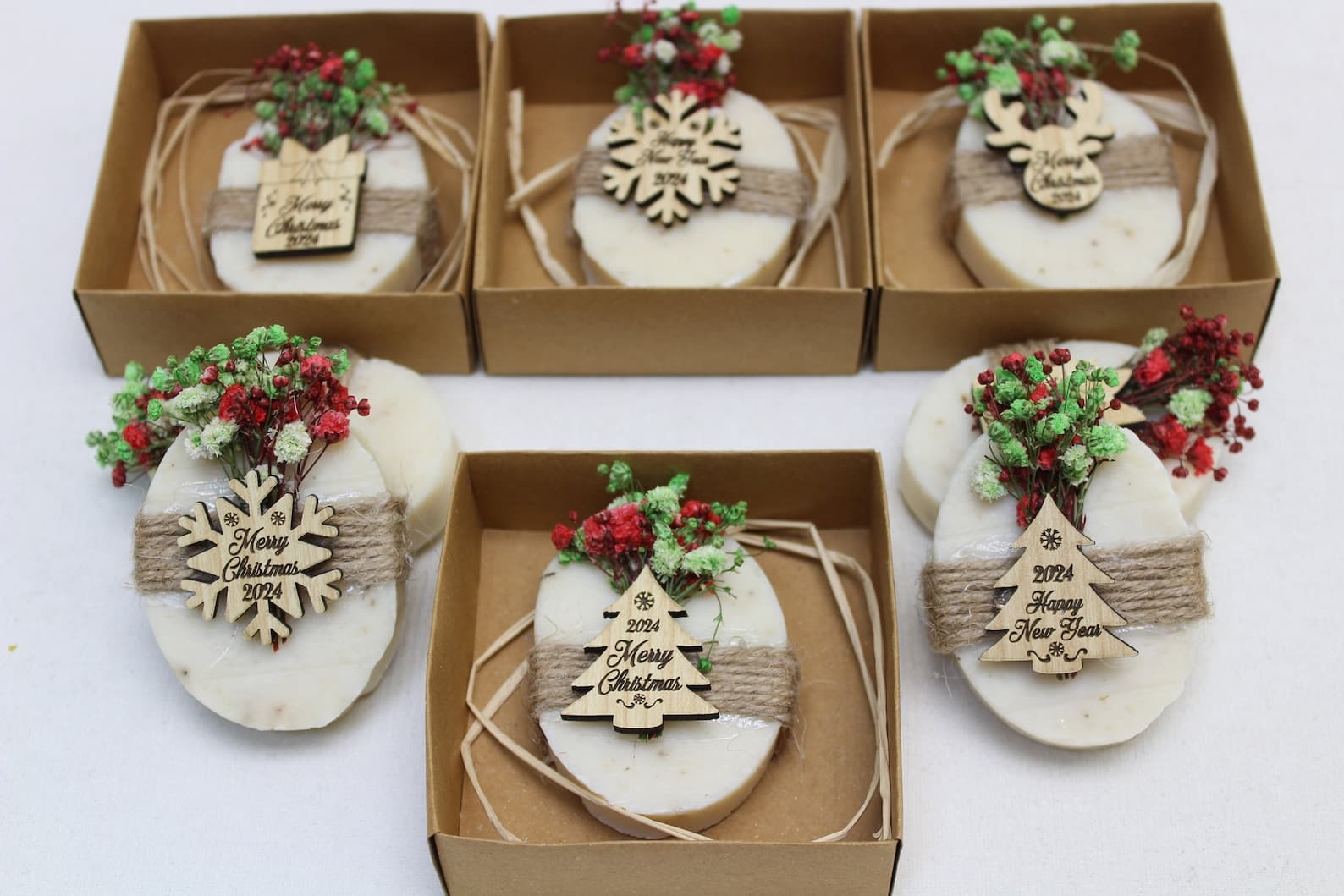 Christmas Soap Favour — handmade by Butterflyy Shop